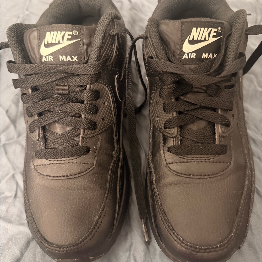 Nike Air Max Big Boy’s All-Black Leather Sneakers